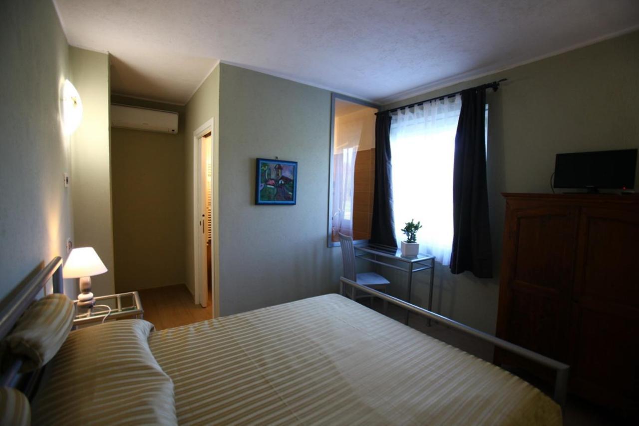 Hostal Il Vecchio Mulino Di Bairo Habitación foto